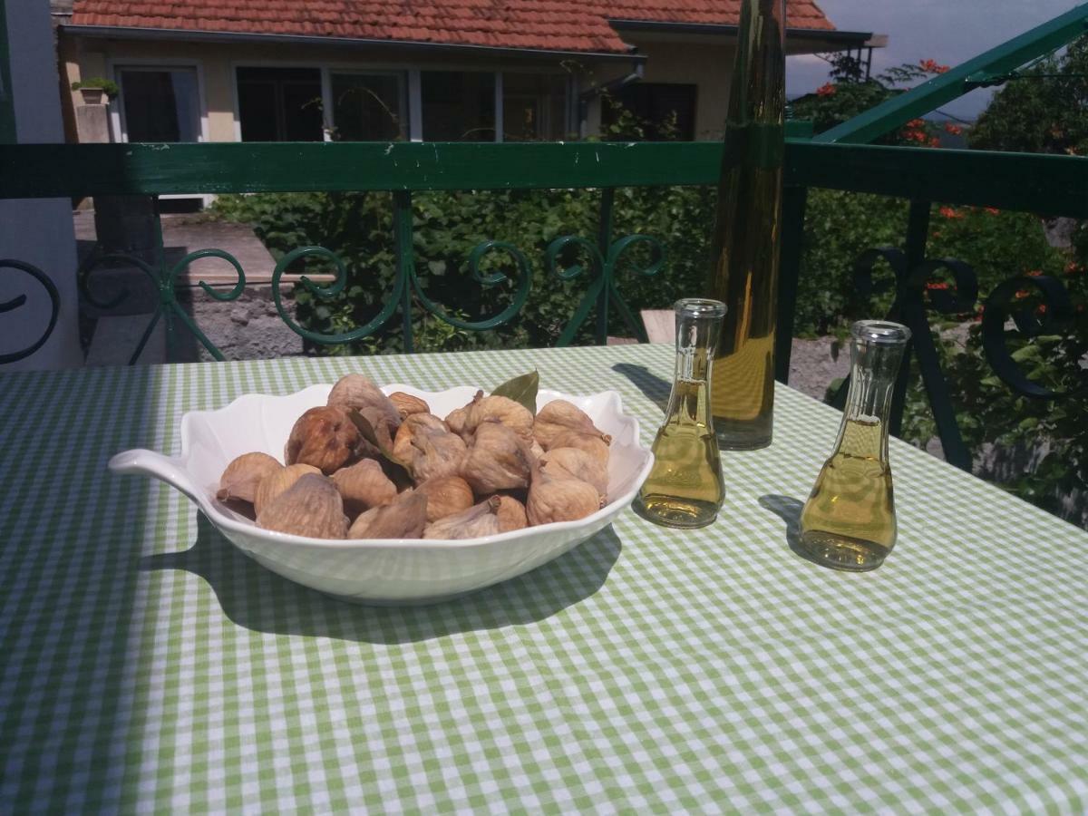 Holiday House Ana Skradin Exterior photo